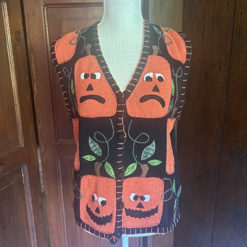 VTG EUC Bobbie Brooks Halloween Pumpkin Sweater Vest Womens Small Jack O Lantern